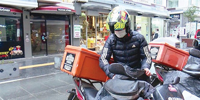 Esnaf kuryeye kadro gözüktü: Artık şirketler 'Benim çalışanım değil' diyemeyecek