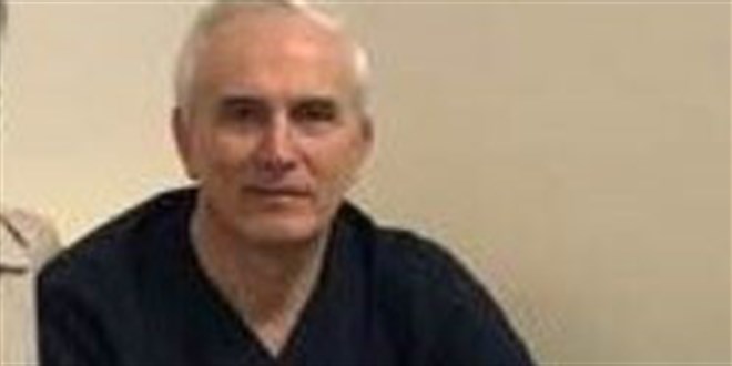 Ameliyat esnasında beyin kanaması geçiren doktor yoğun bakıma kaldırıldı