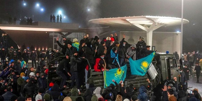 Kazakistan'daki protestolar farkl glerin kulland belirlendi