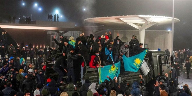 Kazakistan'daki protestoları farklı güçlerin kullandığı belirlendi