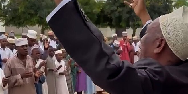 Afrikalılar, Cumhurbaşkanı Erdoğan'ın sağlığı için dua etti