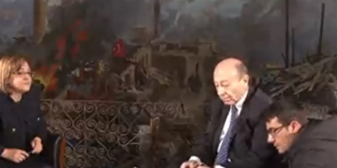 Muhabire tokat atan Sarıkaya, yeniden yazılarına başladı