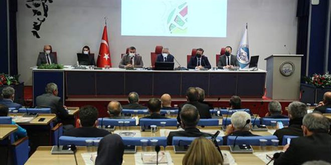 Kayseri'de üniversite öğrencileri ve besicilere su faturası desteği