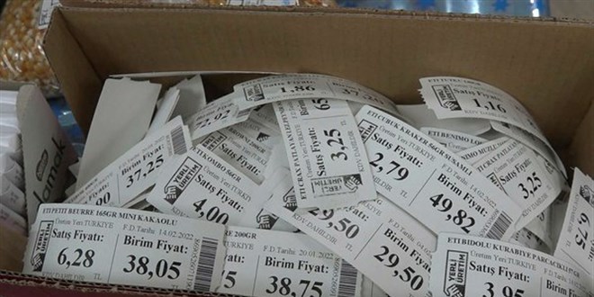 Fırsatçılar önce yükseltip üstünden indirim yaptı!