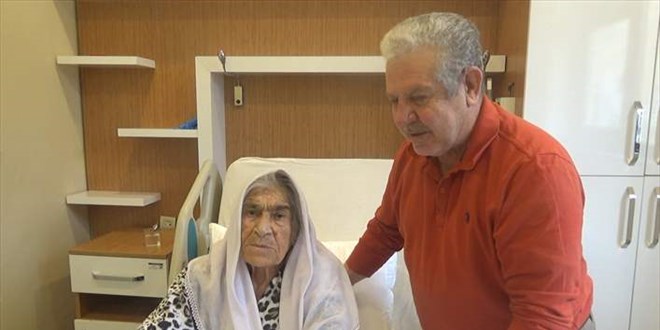 Bursa'da 103 yaşındaki kadın koronavirüsü yendi