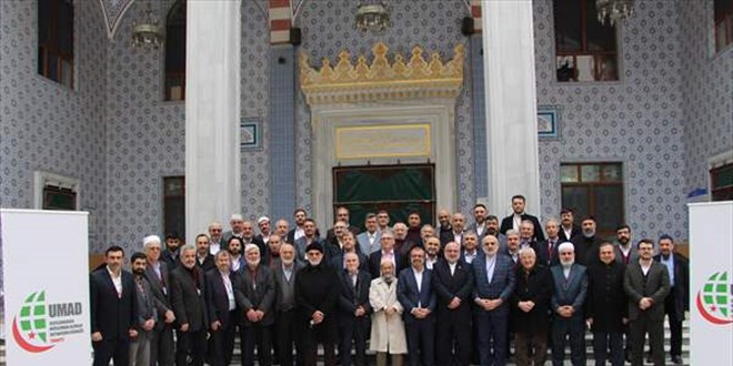 İslam dünyasının ilmi meseleleri İstanbul'da ele alındı