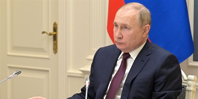 Batı sadece konuşuyor, Putin parçalayıp yutuyor