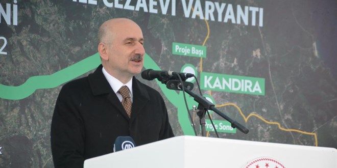 Bakan Karaismailoğlu: Başkaları gibi, altı benzemezle çıkar ortaklığı peşinde koşmuyoruz