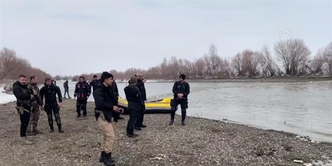 Karasu Nehri'ne düşen lise öğrencisi 7 gündür aranıyor