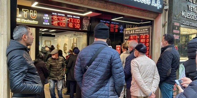 Vatandaş yeniden dövize dönüyor