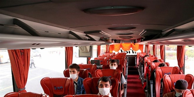 Şehirler arası seyahatlerde HES kalktı, 'maske zorunluluğu' devam ediyor