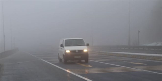 Bolu Dağı'nda sağanak ve sis etkili oluyor