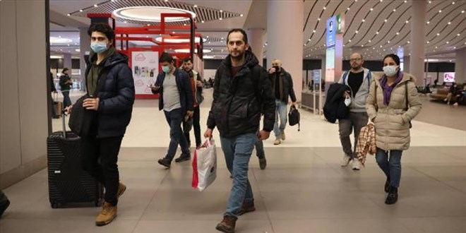Ukrayna'dan tahliye edilen Türk vatandaşlarının sayısı 13 bini geçti