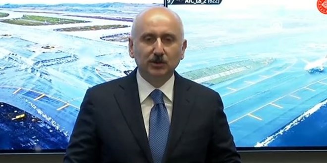 Bakan Karaismailoğlu: İstanbul Havalimanı'nda sefer iptali yok