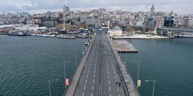 Atatürk Köprüsü, bağlantı noktasındaki çalışmanın ardından yeniden trafiğe açıldı
