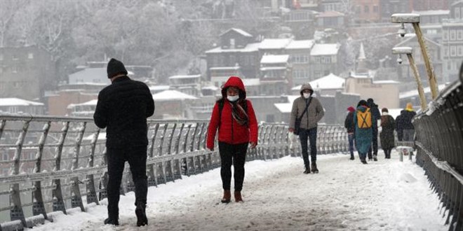 stanbul'da yeni souk hava dalgas: Kar gelebilir