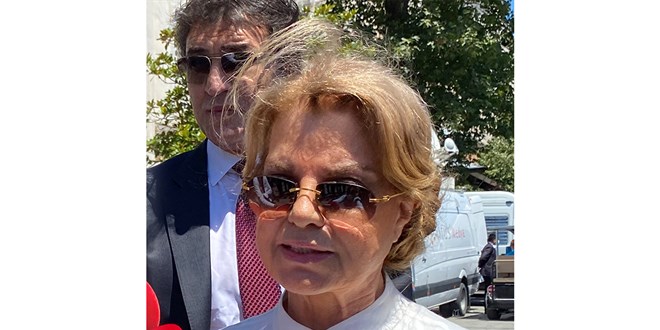 Tansu Çiller: Telekom'dan kazanacağımızla ekonomiyi kurtarabilirdik, izin vermediler