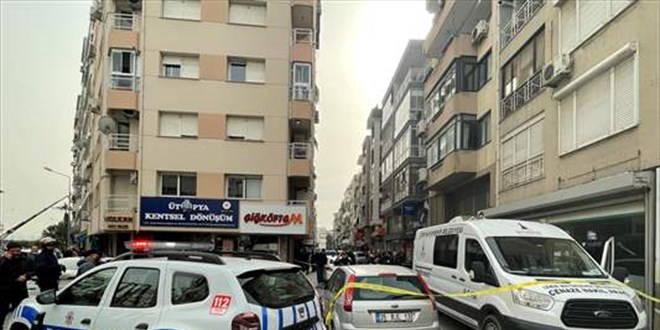 Hırsızlık için girdiği dairenin penceresinden düşerek öldü