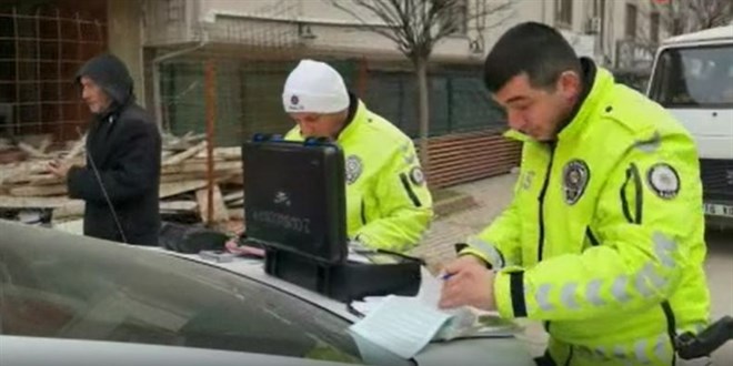 Kur'an Kursu öğrencilerini taşıyan servisin şoförü alkollü çıktı