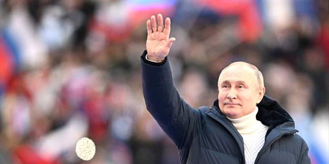 Putin sahneye çıktı, Ukrayna'daki işgali övdü