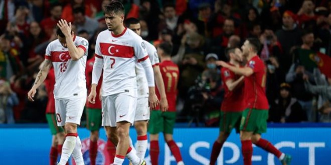 A Milli Futbol Takımı Dünya Kupası'na katılma şansını kullanamadı