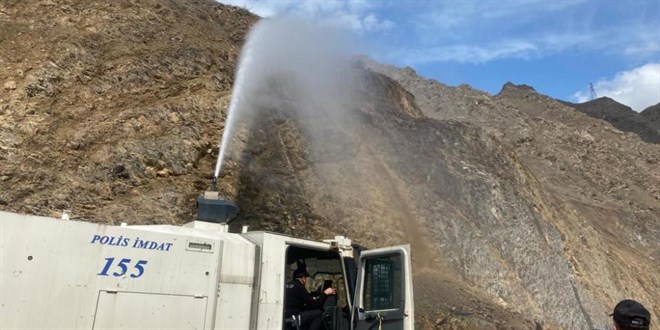 Hakkari polisine dağlar dayanmıyor