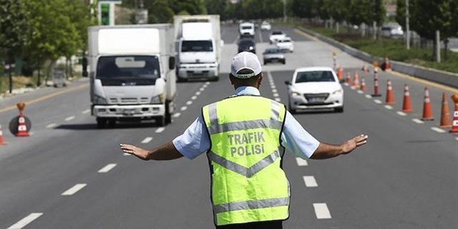 stanbul Yar Maratonu dolaysyla baz yollar trafie kapatlacak