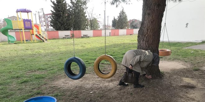 Okul bahçesi alemcilerin yuvası oldu iddiası