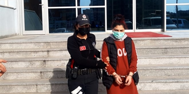 Oğlunun kavga ettiği kişiyi bıçaklayan kadın tutuklandı