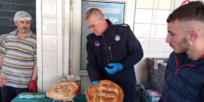 Zincir marketlerde fiyat uyuşmadı, fırınlarda gramaj eksik çıktı