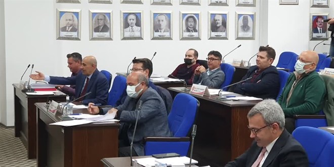 AK Partili üye ile CHP'li başkan arasındaki tartışma mahkemeye taşınıyor