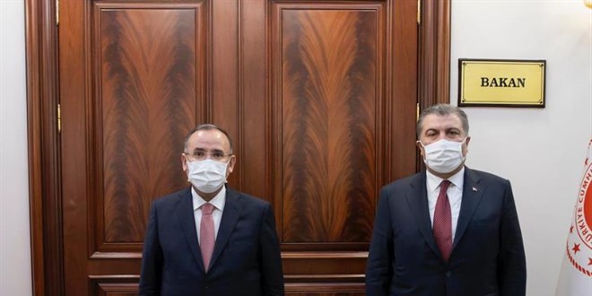 Bakan Bozdağ'ın sağlık durumuyla ilgili Bakan Koca'dan açıklama geldi