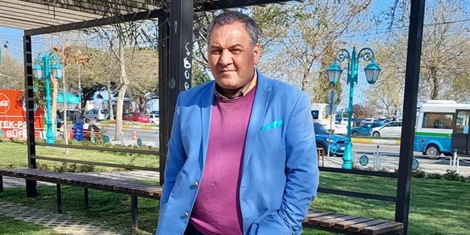 21 klip yaptı şöhreti yakalayamadı, her ünlüyle fotoğrafı var
