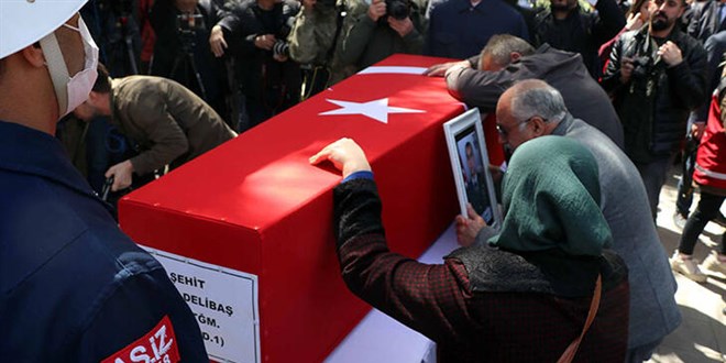 Şehit üsteğmen, Kayseri'de son yolculuğuna uğurlandı