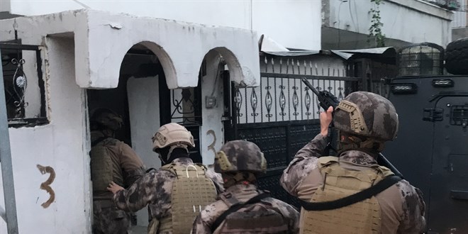 Adana'da DEAŞ'a yönelik operasyonda 6 zanlı yakalandı