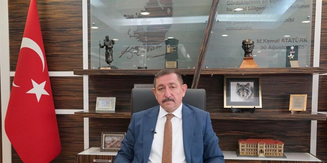 İhale yapıldığı sırada belediyeyi basan CHP İl başkanı hakkında suç duyurusu
