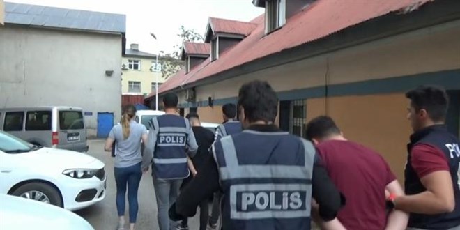 FETÖ yalanıyla 200 bin TL dolandırdılar