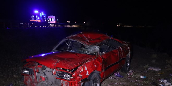 Manisa'da trafik kazasnda 1 ocuk ld, 7 kii yaraland