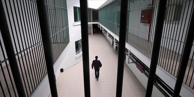 Kovid izinleri uzatılmayacak: 80 bin mahkum cezaevine dönecek