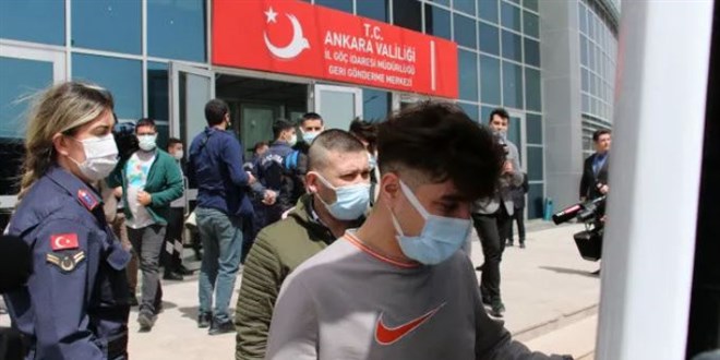 Göçmenlerin eve dönüşü hızlandırılıyor: 5 ilde daha geri gönderme merkezi