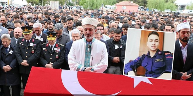 Şehit Uzman Çavuş Muharrem Efendi Dündar, Yozgat'ta son yolculuğuna uğurlandı