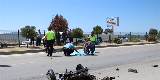 Fethiye'de iki motosikletin çarpıştığı kazada 2 kişi öldü, 1 kişi yaralandı