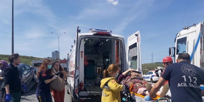 TEM'de zincirleme kaza: 10 yaralı