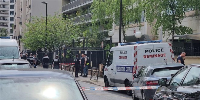 Türkiye'nin Paris Başkonsolosluğu'na bombalı saldırı
