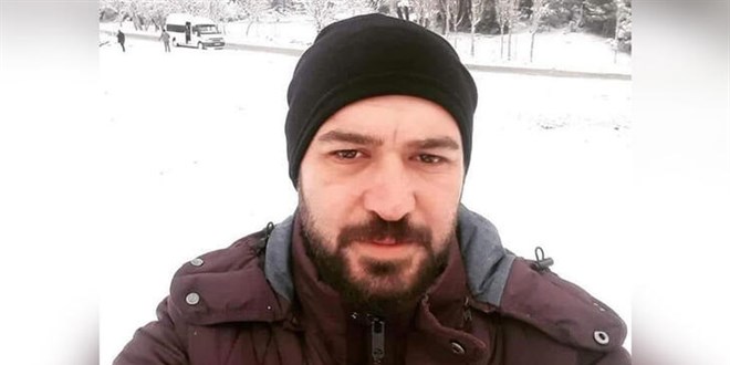 Ambulansta görevli hemşire, bıçakla yaralanmış eşine müdahale etti