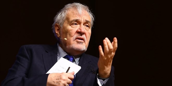 İlber Ortaylı'dan dizi ve programlar için 'RTÜK'e şikayet edin' çıkış