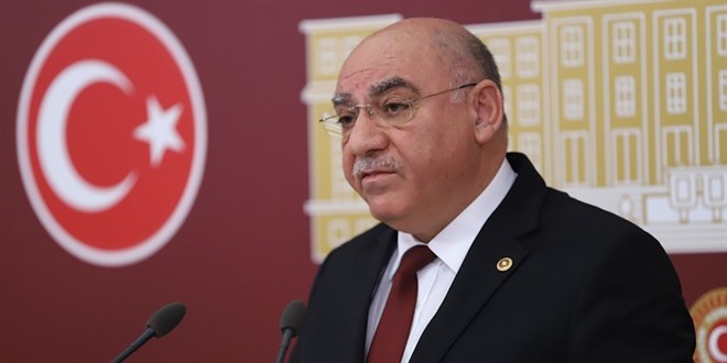 'Atatürk yaşasaydı yapacağı ilk iş kurduğu partiyi kapatmak olurdu'