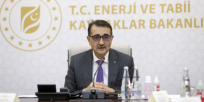 Karadeniz gazını karaya taşıyacak boru hattı için ilk kaynak temmuzda