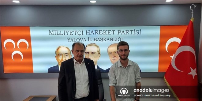 CHP Yalova l Bakan Yardmcs partisinden istifa ederek MHP'ye katld