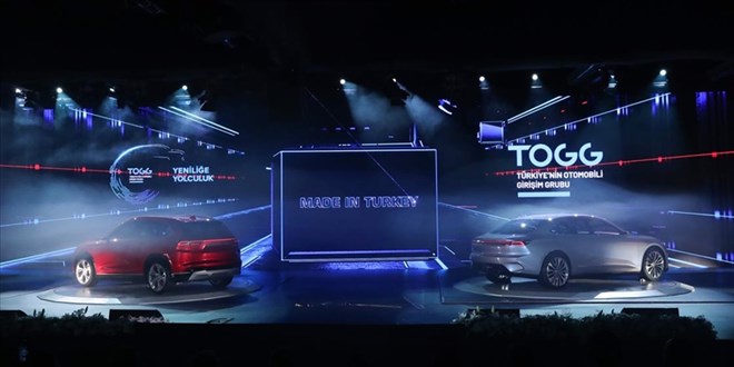 Togg'un ilk C-SUV gövdesi Gemlik tesislerindeki robot hatlarda üretildi